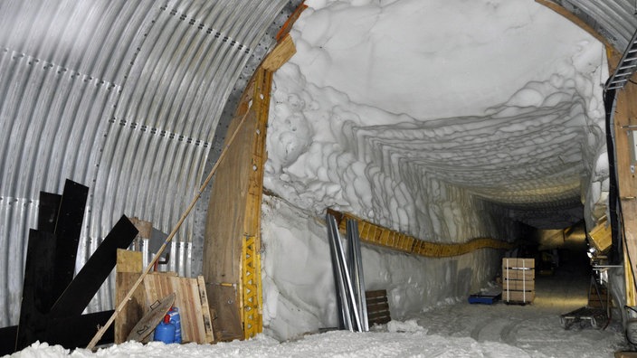 Vereiste Röhre in der Station Neumayer II